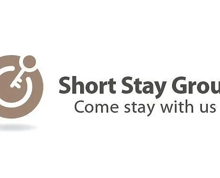 Short Group Vip Hotel *