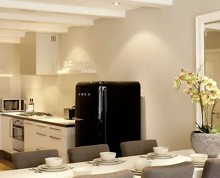 Short Group Vip * Amsterdam